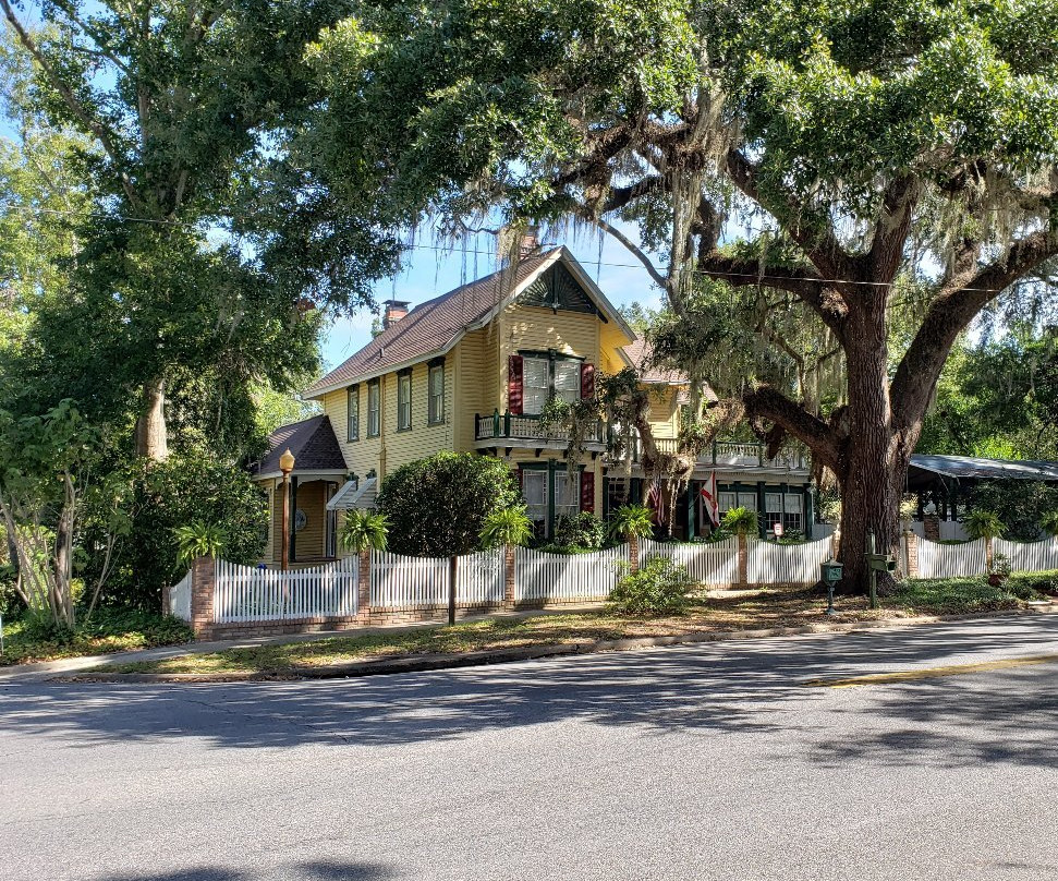 The Avera-Clarke House Bed & Breakfast主图