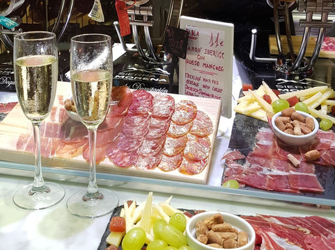 Withlocals-马洛卡帕尔马必去景点