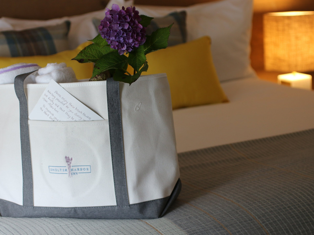 Shelter Harbor Inn主图