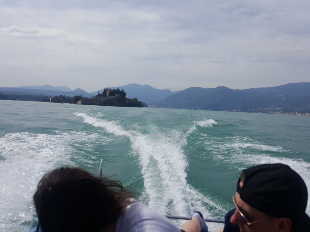 Taxi Boat Salo景点图片