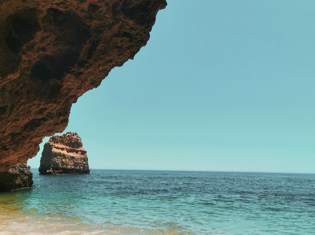 Praia da Marinha景点图片