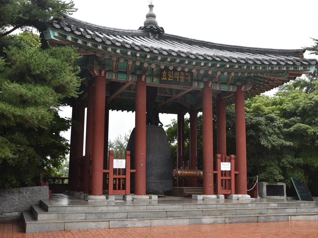 Hyowon’s Bell-水原市必去景点