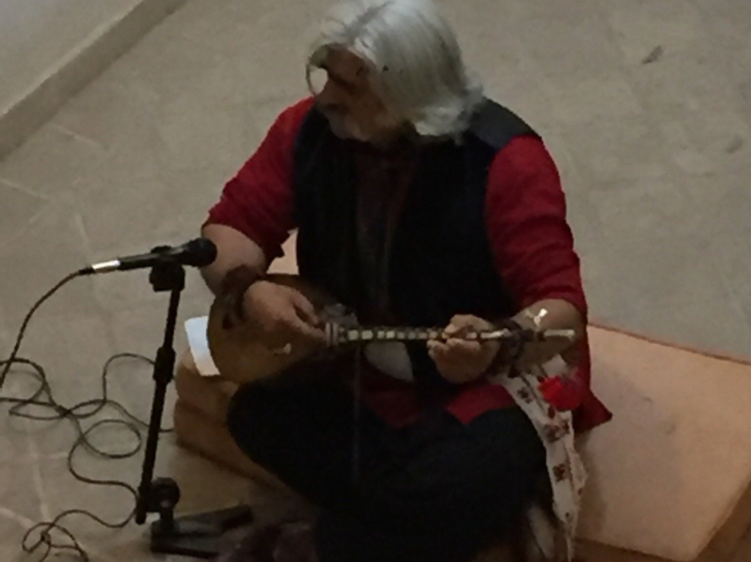 Shirin Hotel & Hostel主图