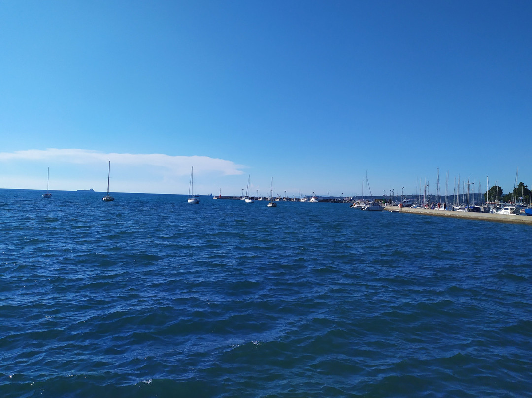 Koper City Beach景点图片