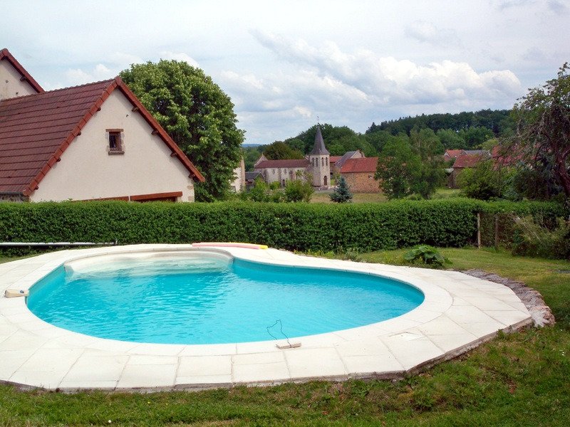 Chez Nathalie Et Jean Claude-泳池