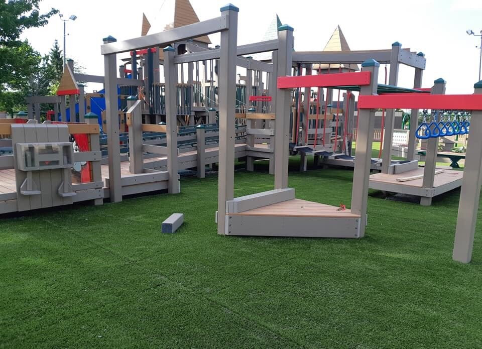 Rebecca Schofield All World Super Play Park景点图片
