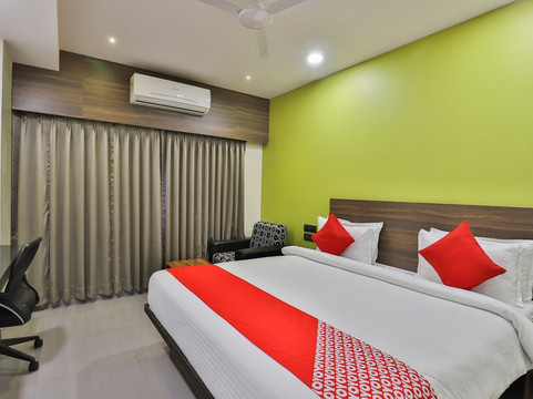 OYO 23338 Genx Surat主图