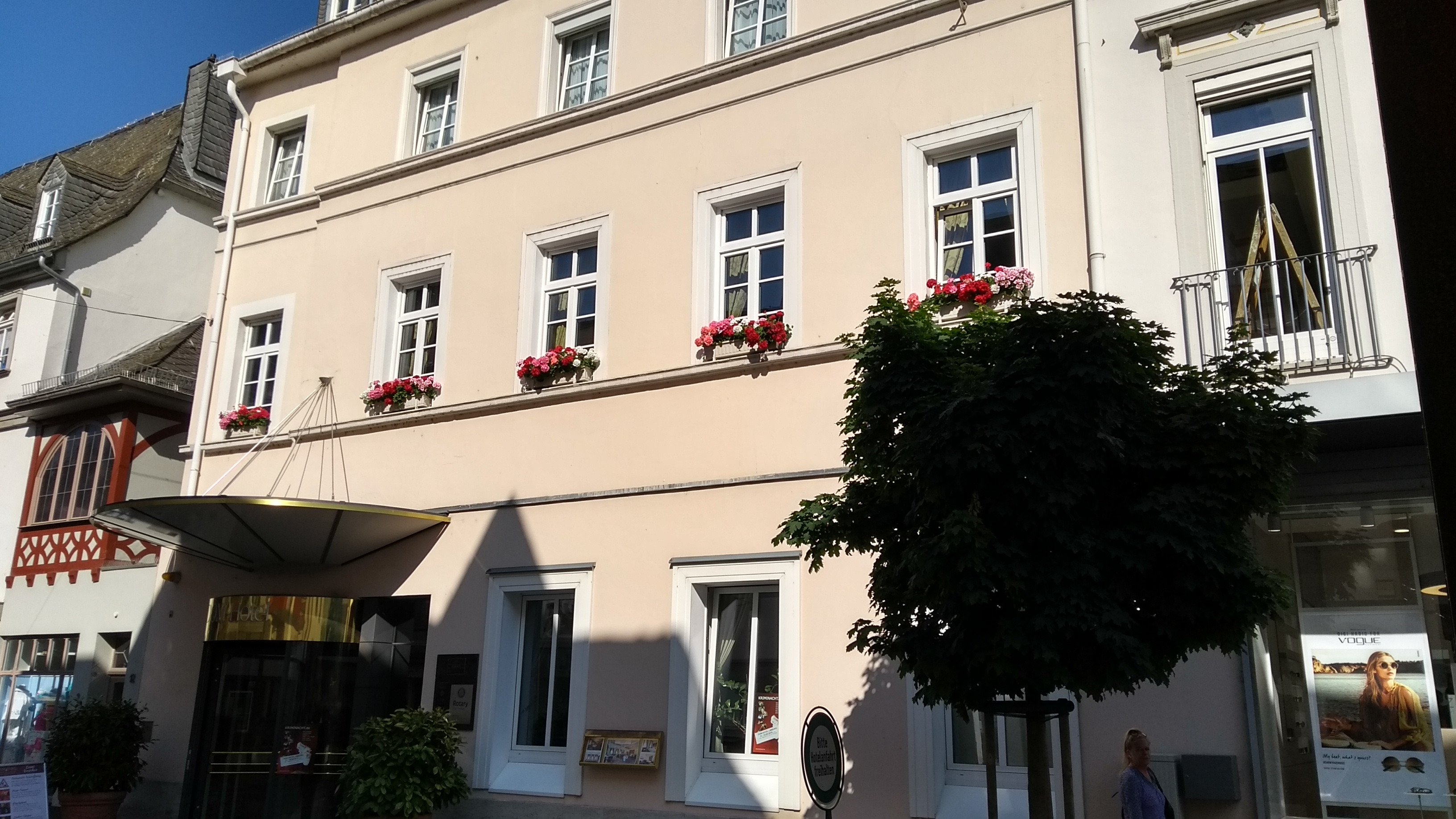 Dom Hotel Limburg-浴室