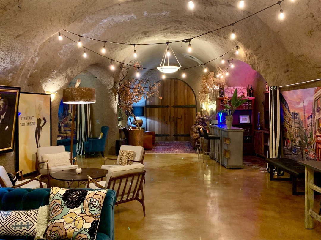 B. Wise Vineyards-Kenwood必去景点