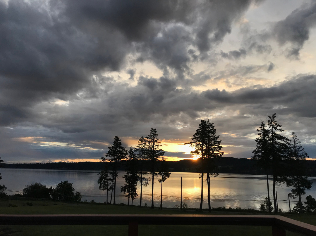 Two Eagles Lodge主图