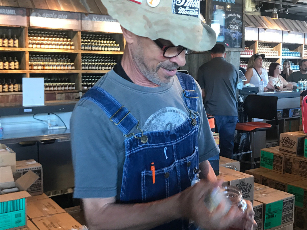 Ole Smoky Tennessee Moonshine景点图片