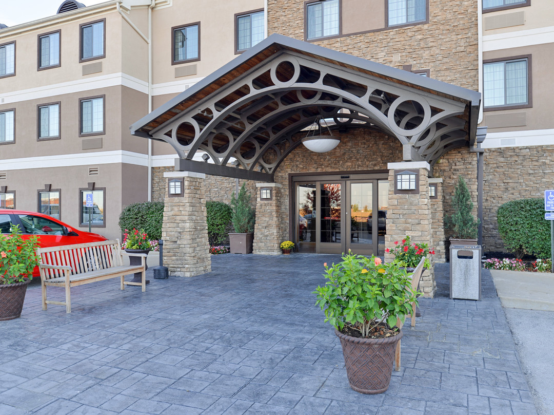 Staybridge Suites O'Fallon Chesterfield by IHG主图