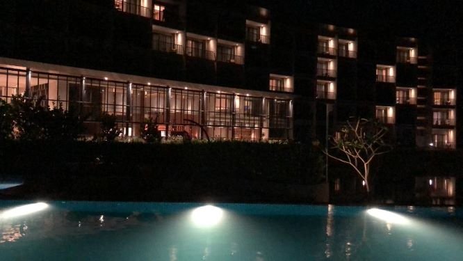 Hotel Santika Premiere Bandara - Palembang-泳池