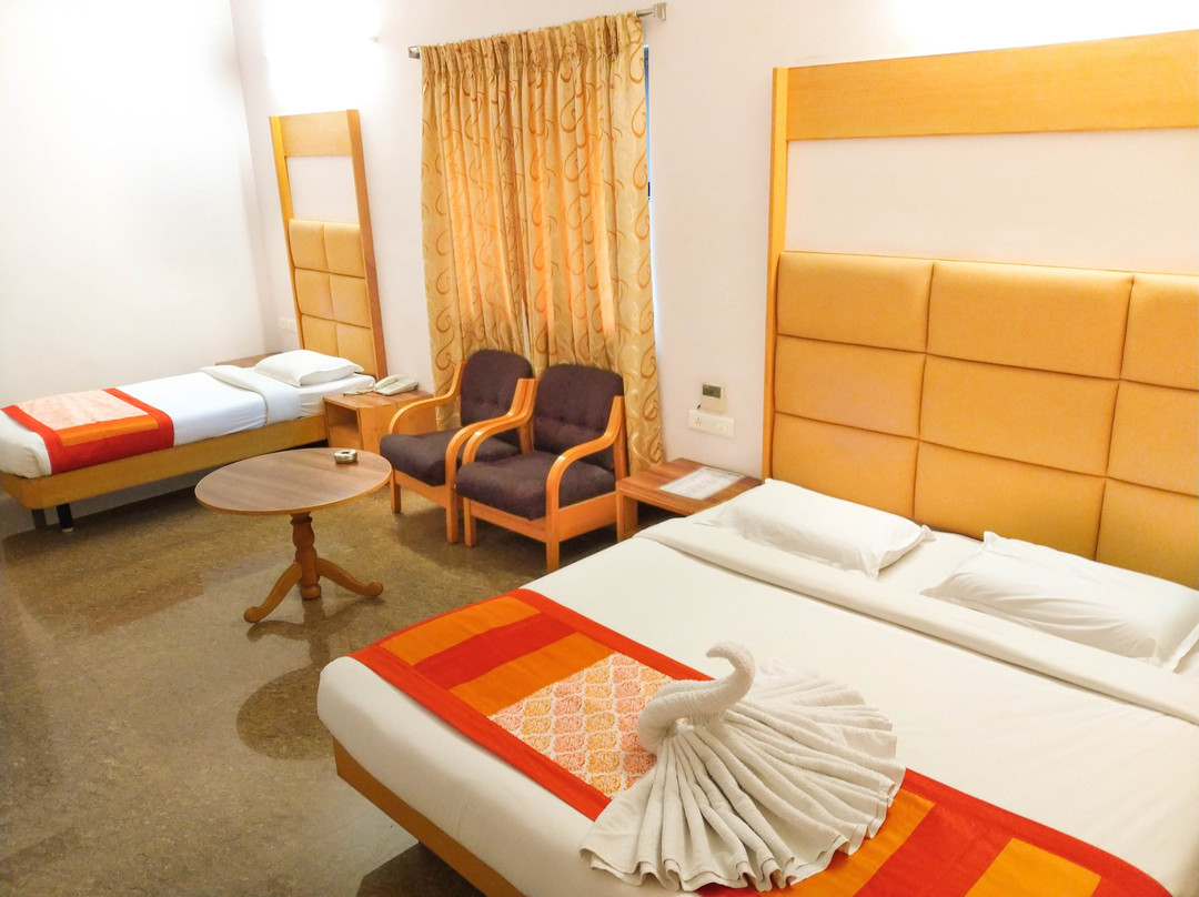Hotel Rajadhane主图