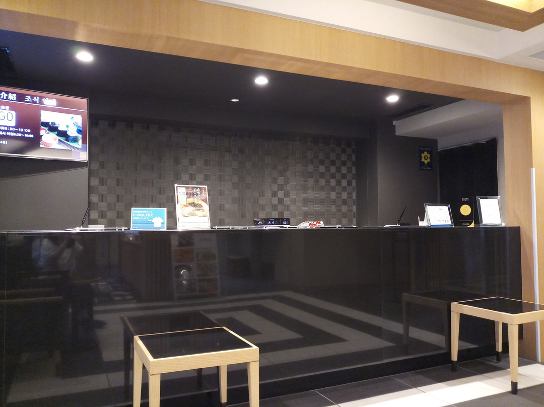 上野御徒町多米酒店主图