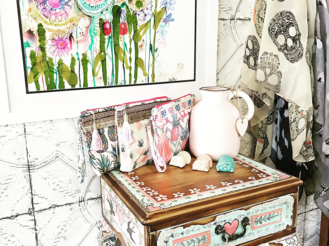 Lisa Bishop Studio and Art Store景点图片