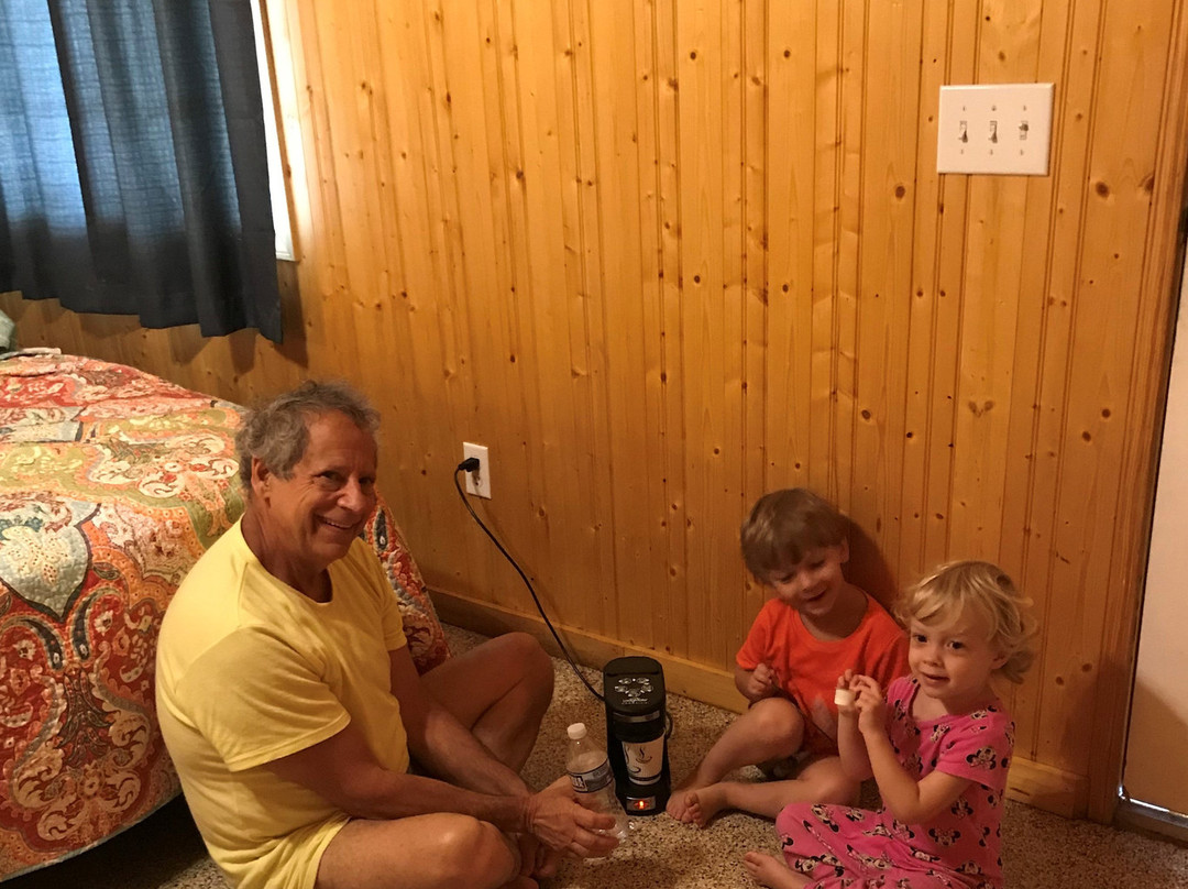 Oak Island Inn主图