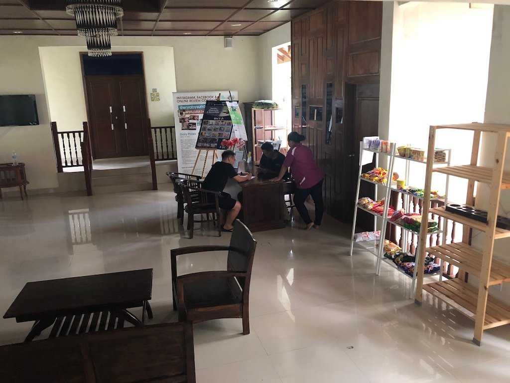 太阳山乡间别墅酒店主图