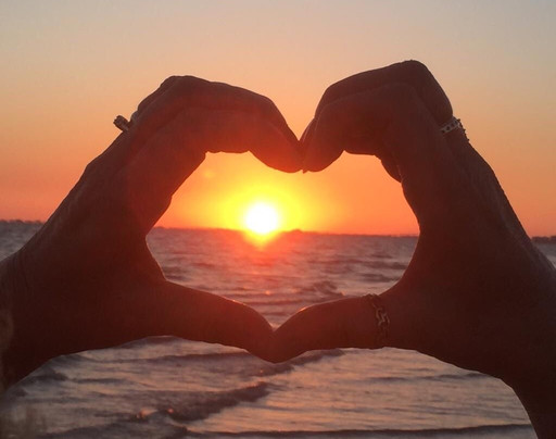 Bay Breeze South Boat Rentals-迈尔斯堡海滩必去景点