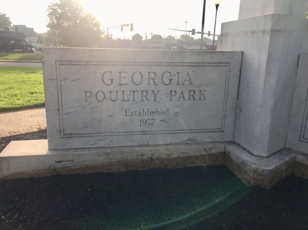 Poultry Capital of the World Monument-盖恩斯维尔必去景点