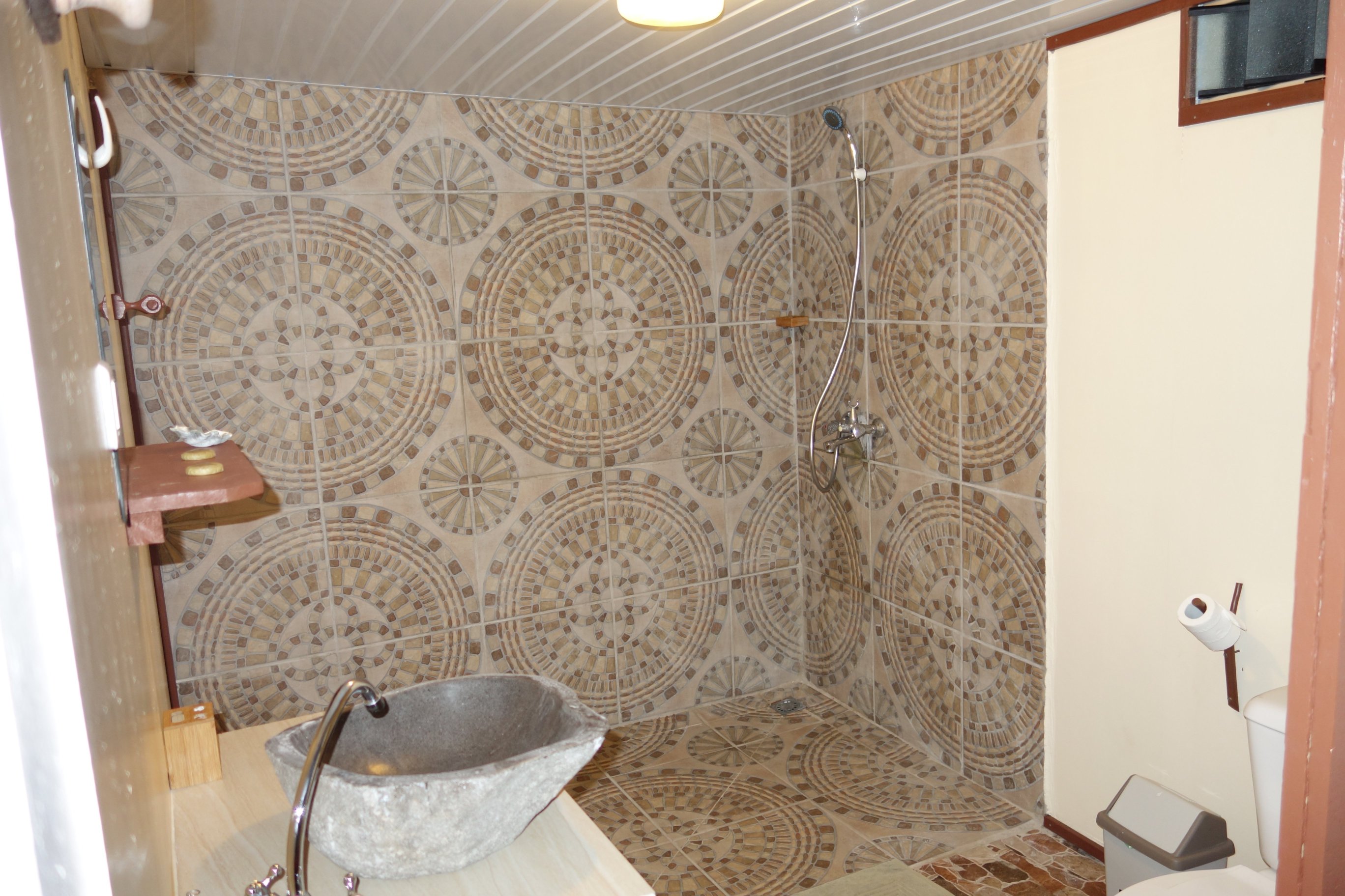 Pension Vekeveke Village-浴室