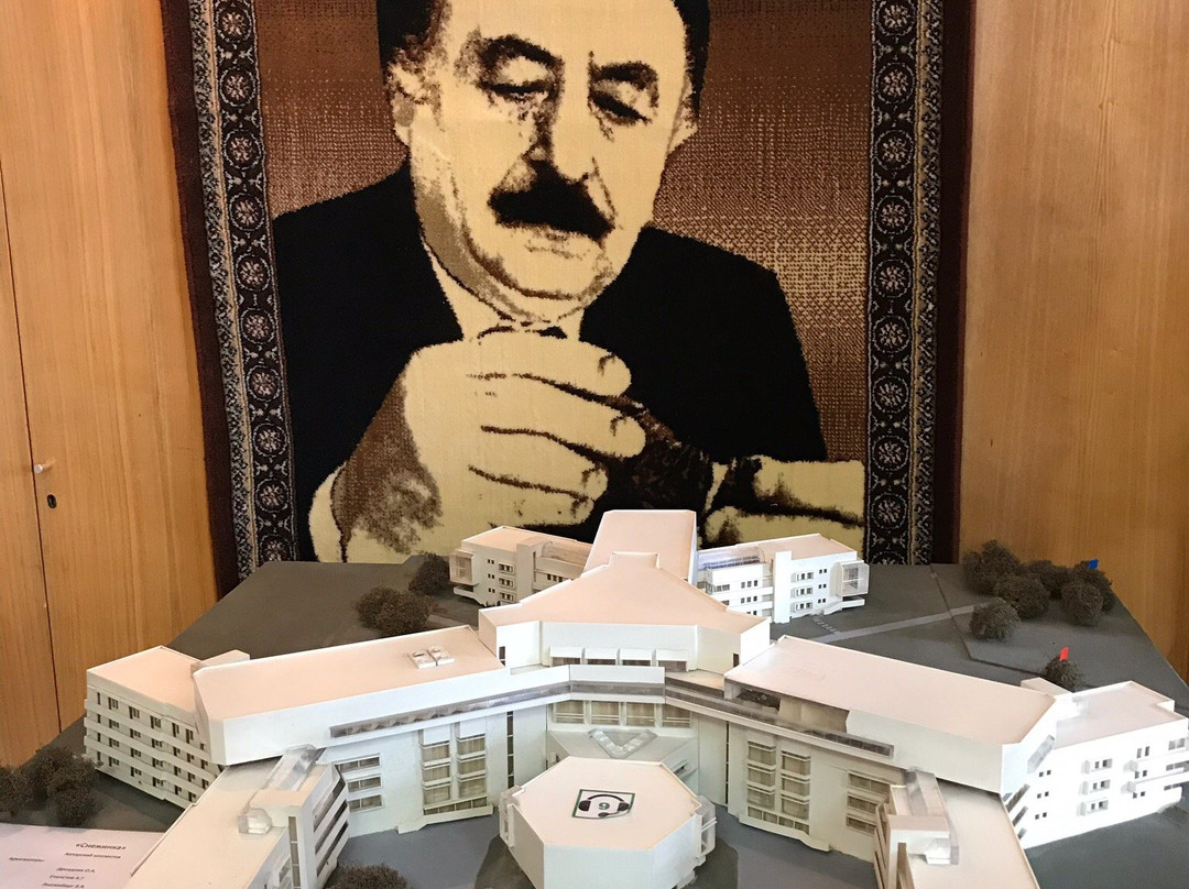 The History Museum of Development of the Center of the Academician G. A. Ilizarov-Kurgan必去景点