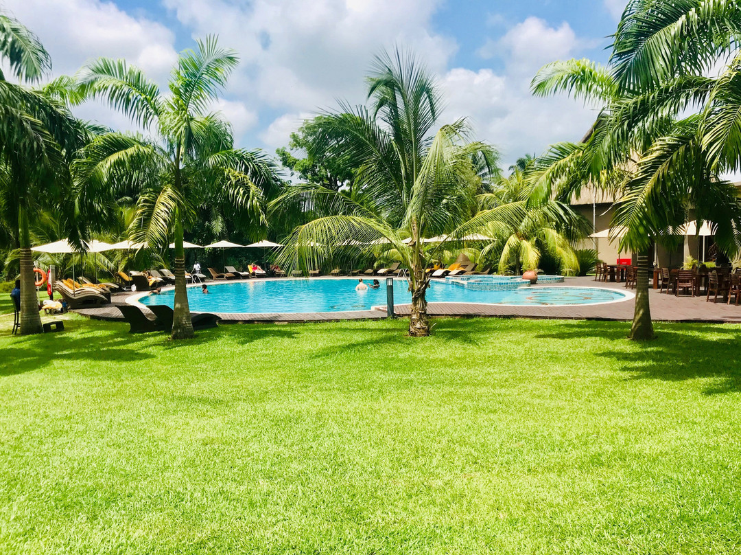 The Royal Senchi Hotel and Resort主图