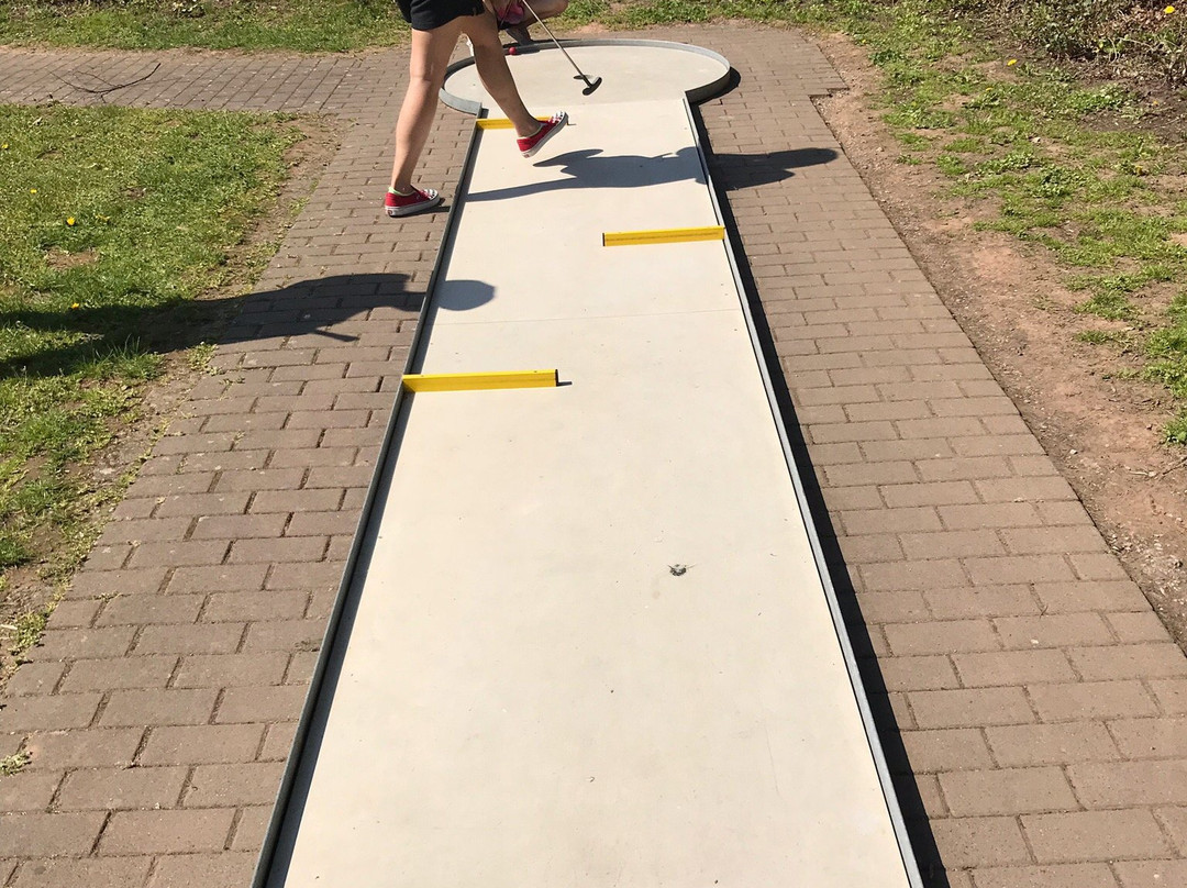 Minigolf im Rotenburger Schlosspark-Rotenburg an der Fulda必去景点