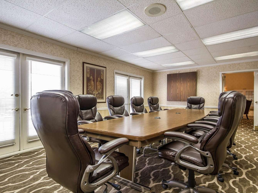 Comfort Suites Appleton Airport主图