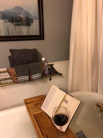 Tayberry Victorian Cottage B&B主图