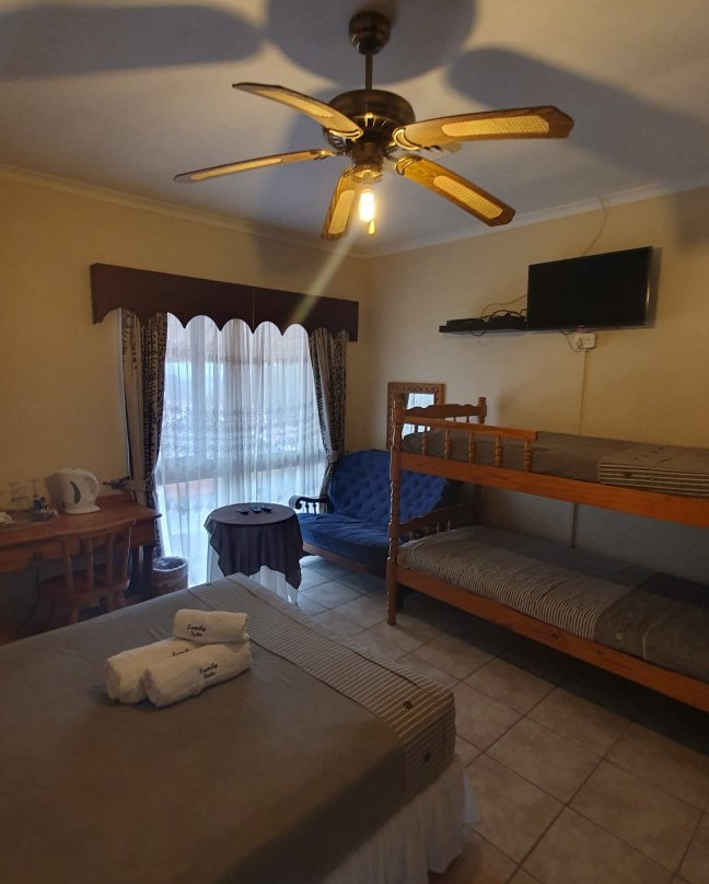 Umkomaas Guest House主图