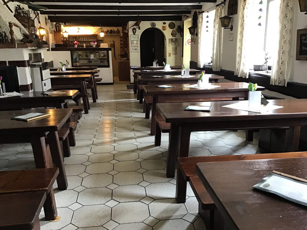 Wimpassing an der Leitha餐馆和美食-Heuriger Lechner