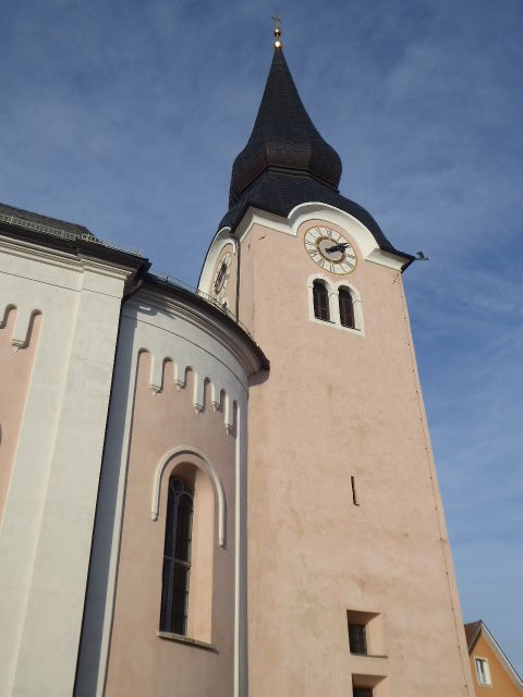 Die Pfarrkirche Markt Griffen - Kath. Pfarrkirche hll. Peter und Paul景点图片