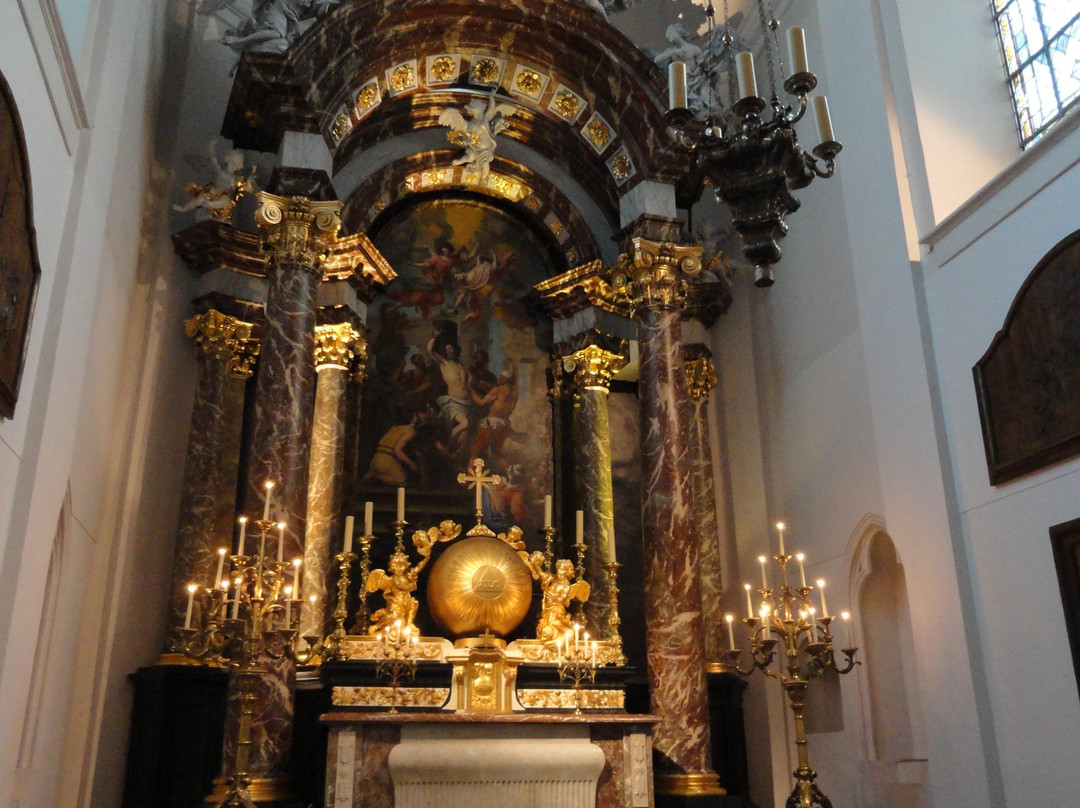Eglise St-Barthelemy (Church of St. Bartholomew)景点图片