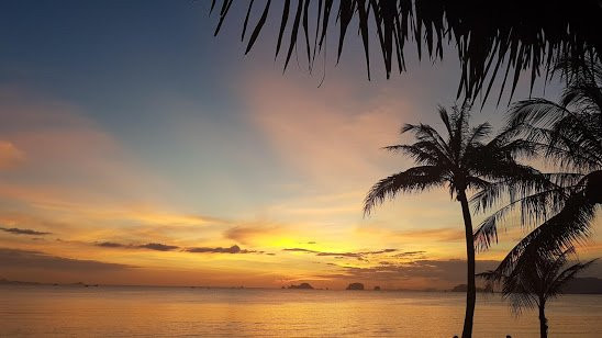 海岛别墅度假村主图