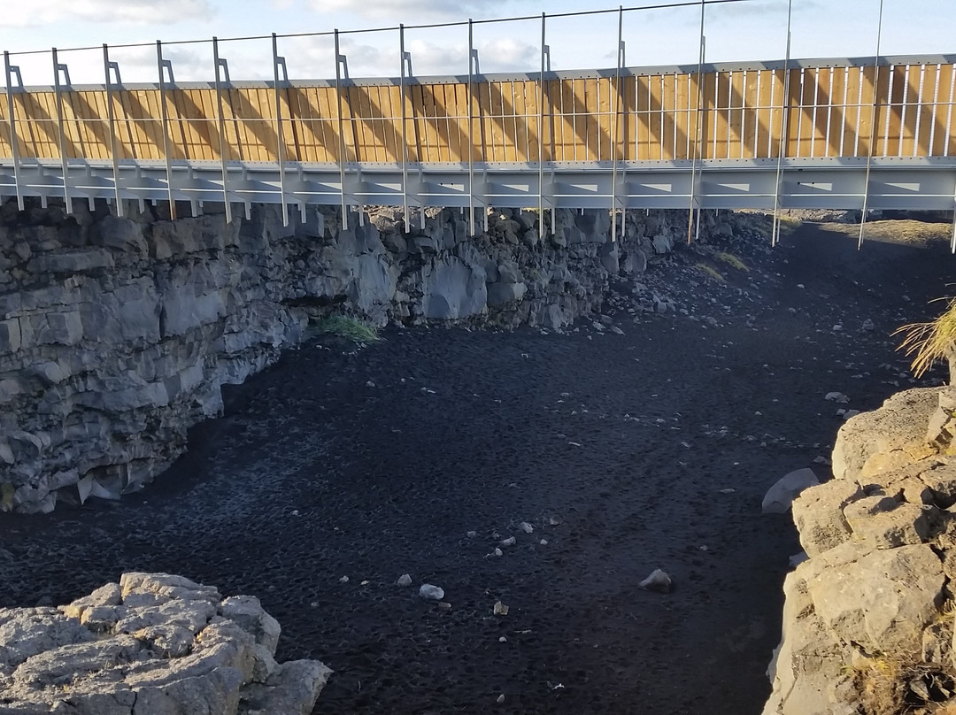 Bridge Between Continents-南部半岛必去景点