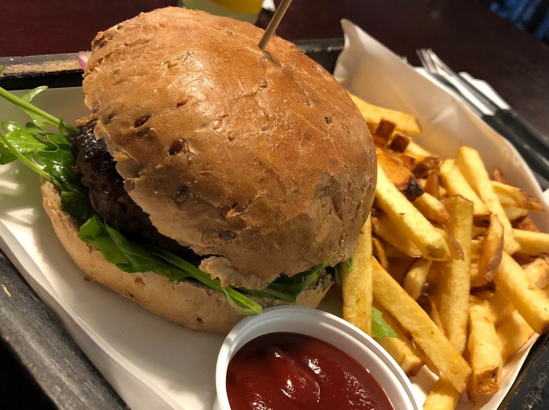 3H‘s Burger & Chicken