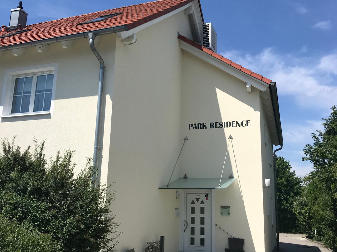 芮思登斯酒店主图