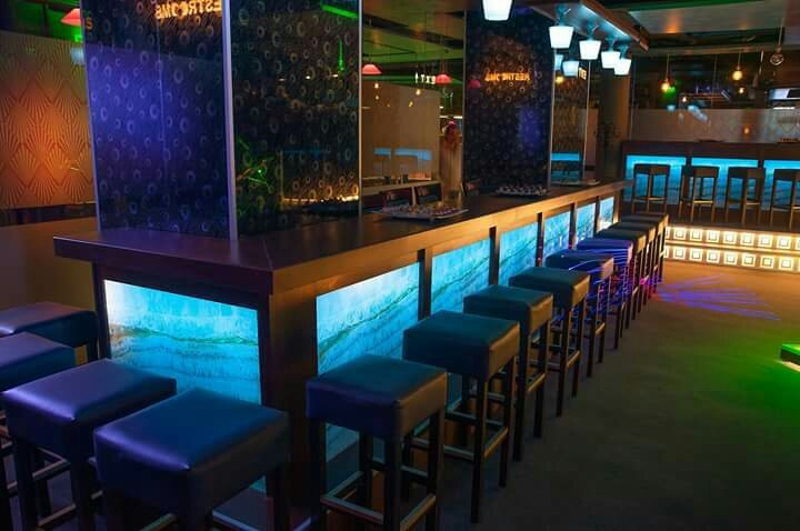 Hard Balls Bar