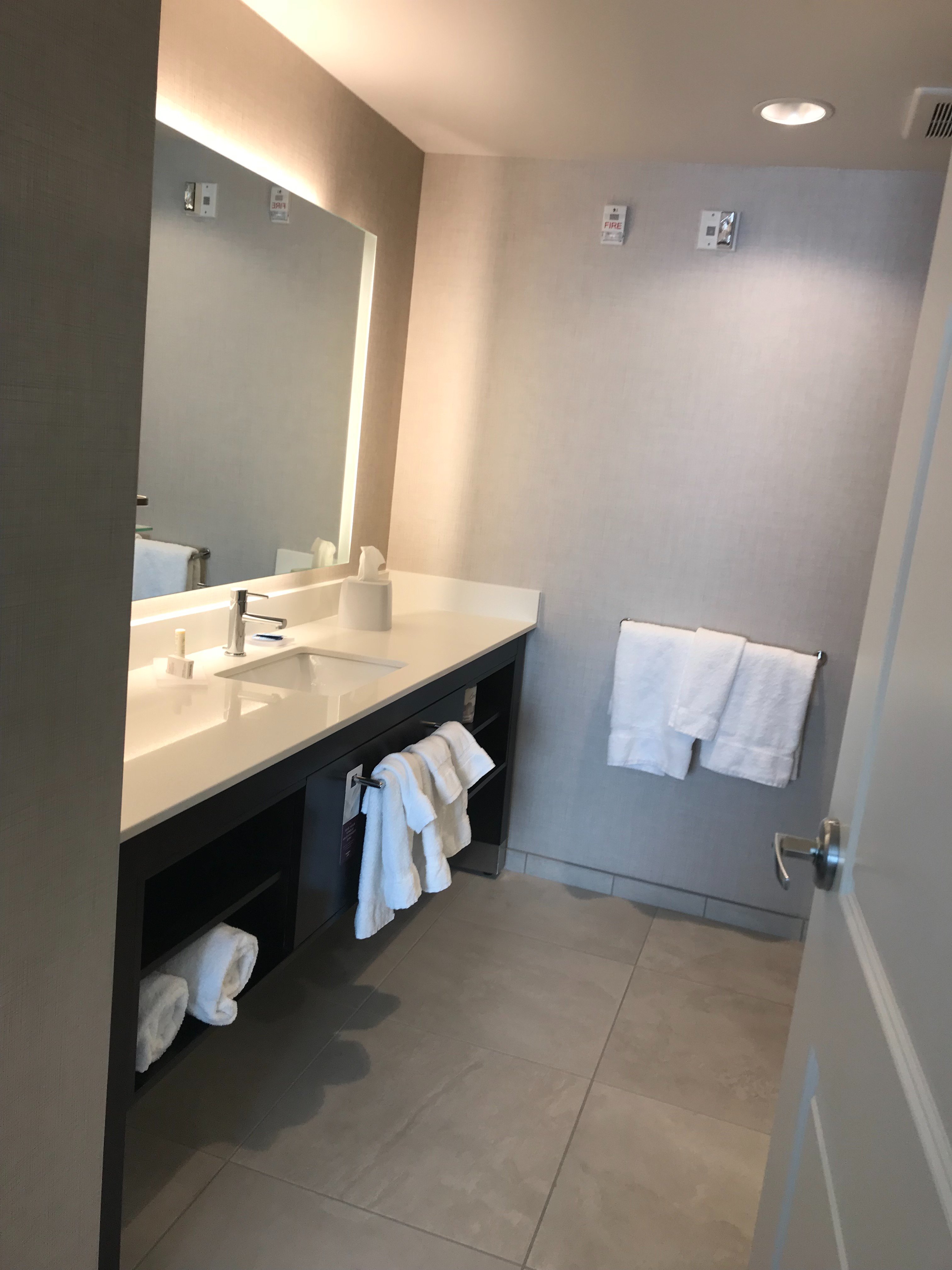 Residence Inn Provo South University-浴室