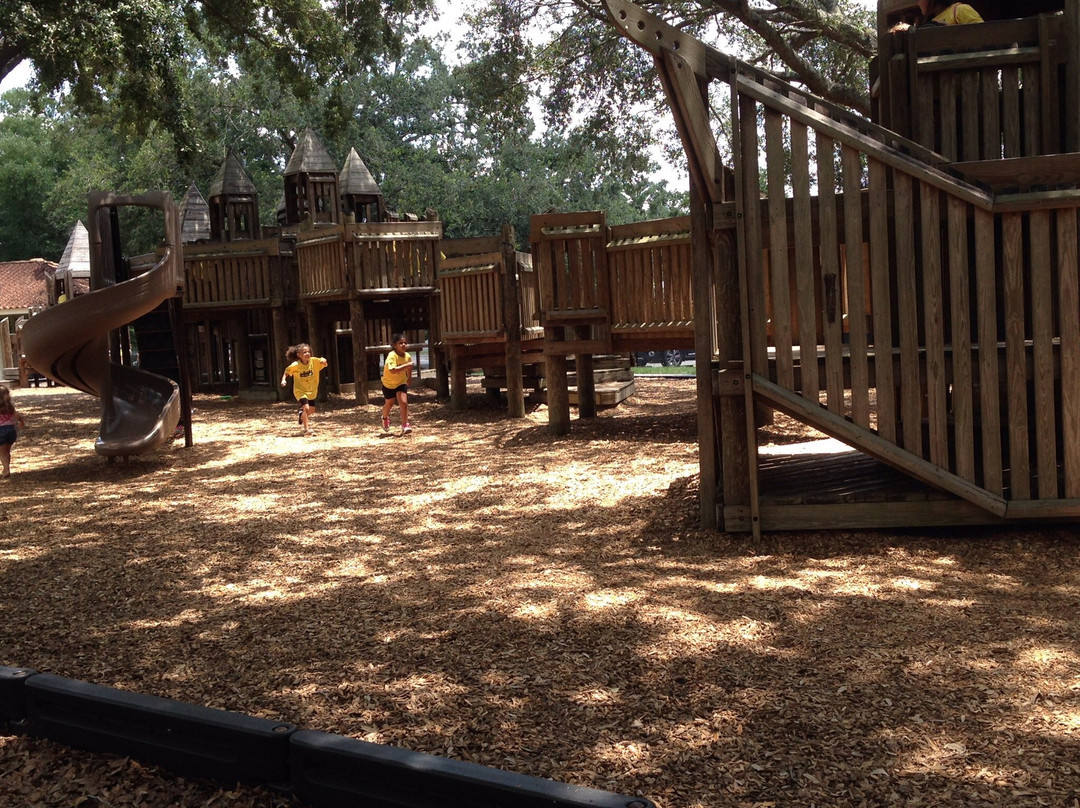 Community Playground景点图片