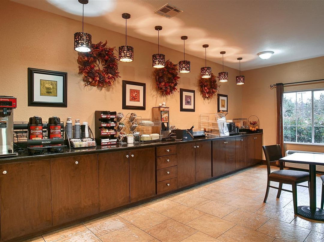 Best Western Oakdale Inn主图