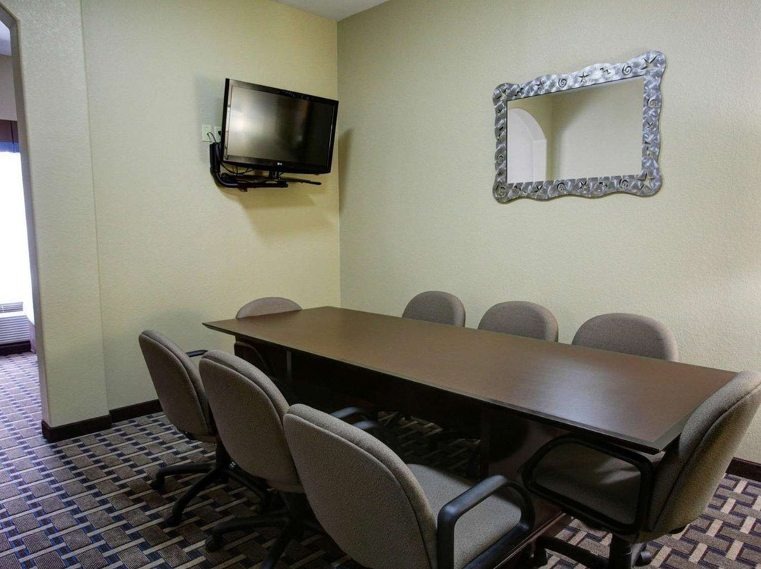 Comfort Suites主图