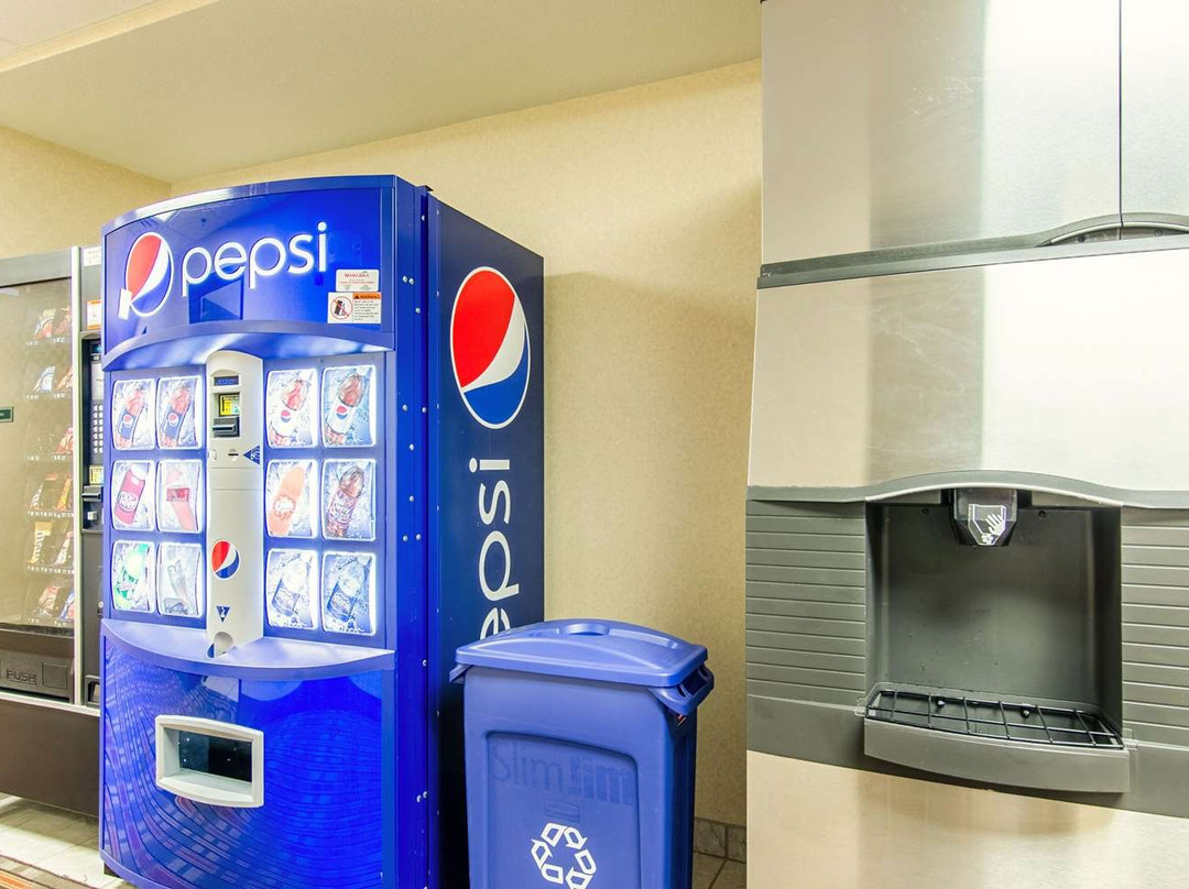 Quality Inn Junction City - Near Fort Riley主图