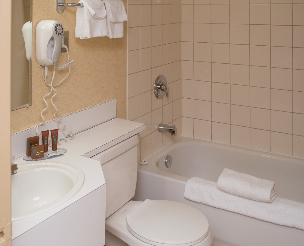 Marystown Hotel & Convention Centre主图