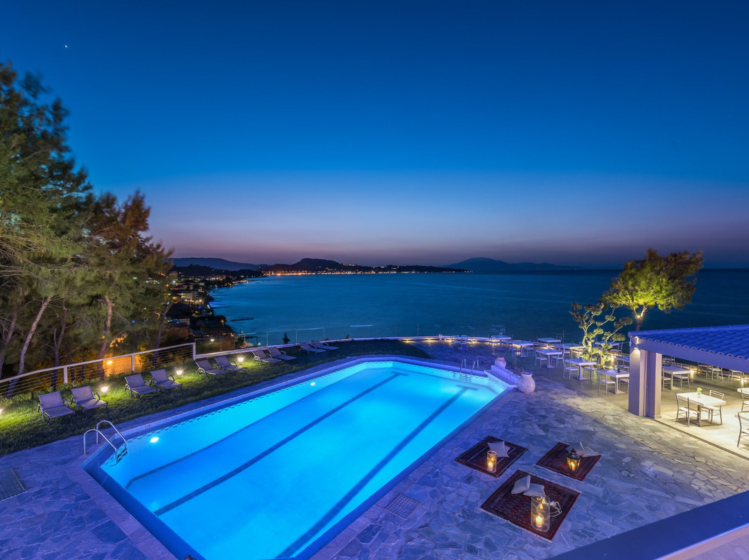 Ionian Hill Hotel主图