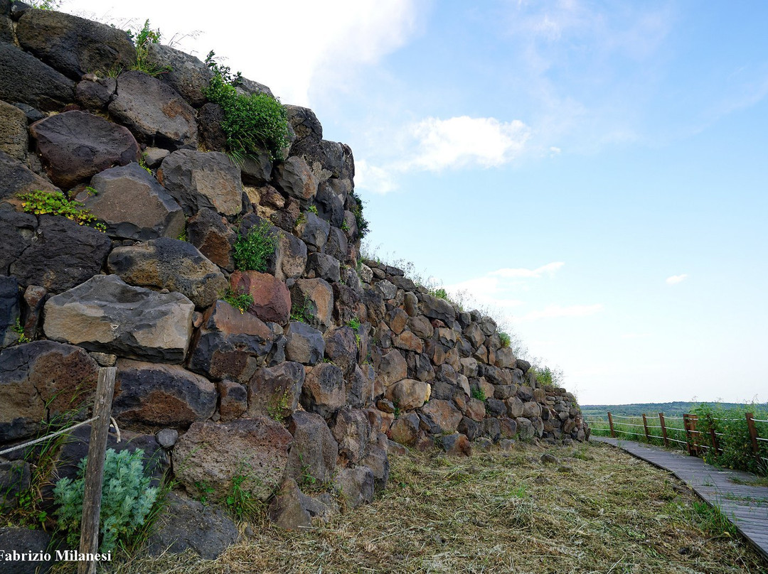 Nuraghe Cuccurada景点图片