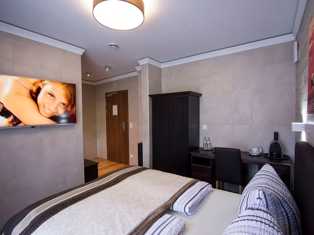 Emmerthal酒店住宿-Hotel Garni Forum