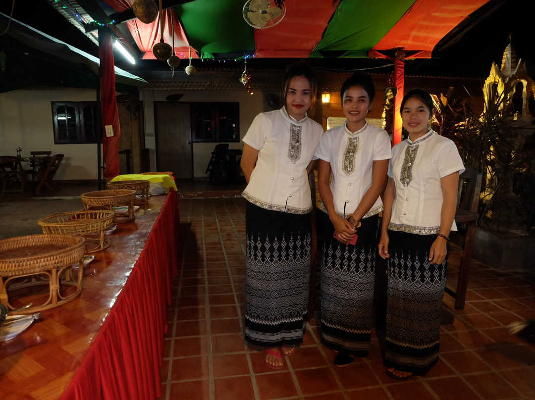 Souan Son Beach Resort & Restaurant主图