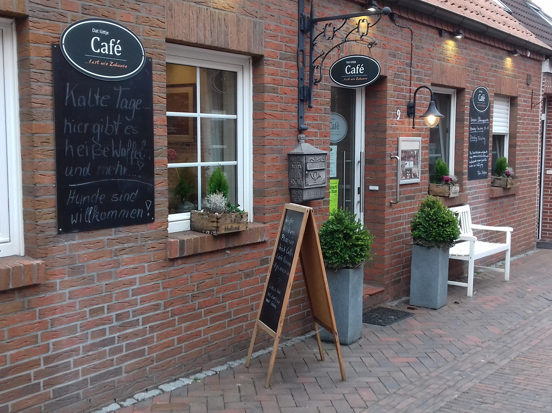 Ditzum餐馆和美食-Dat lüttje Cafe